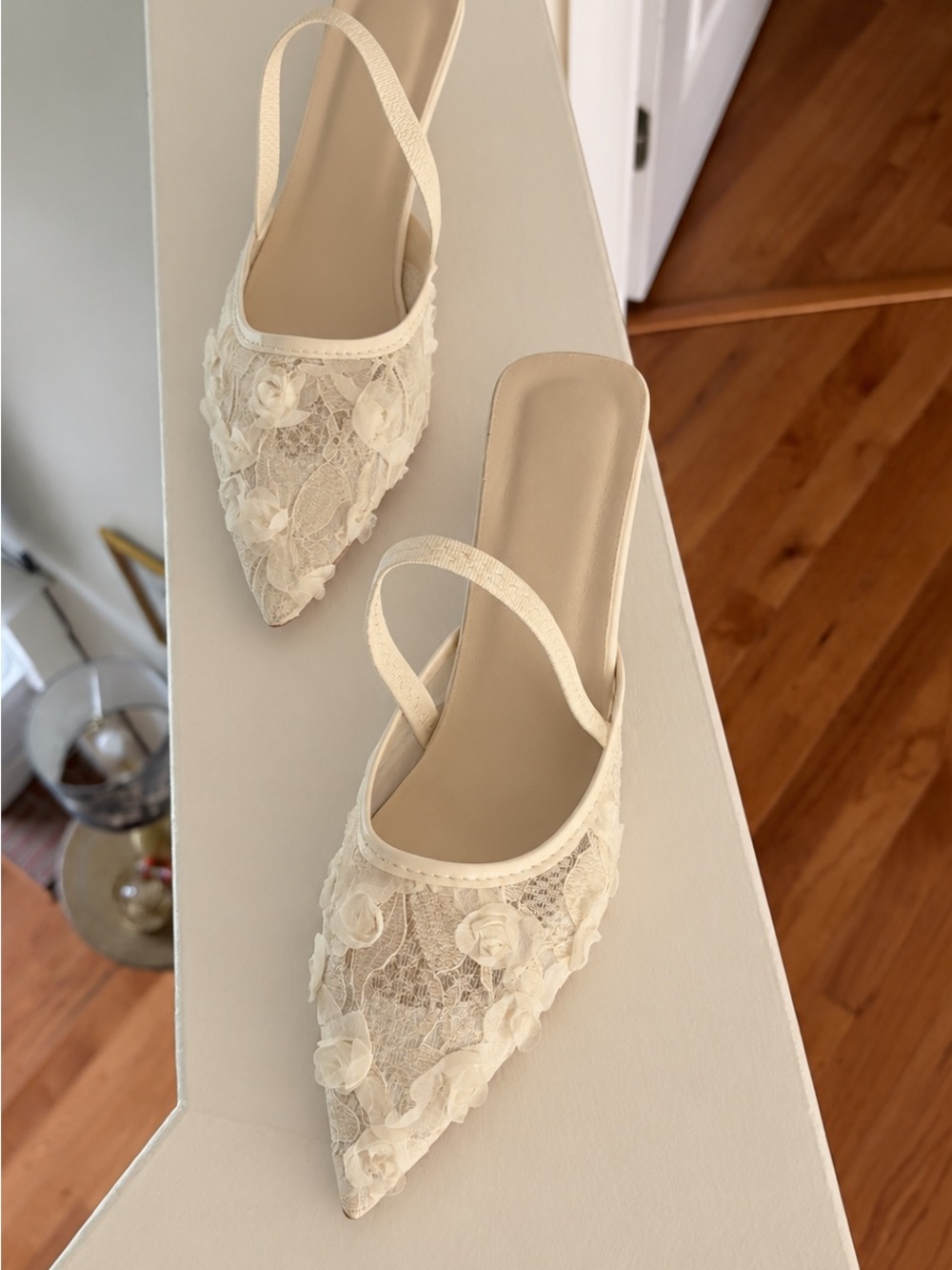 Women’s ivory bridal heel